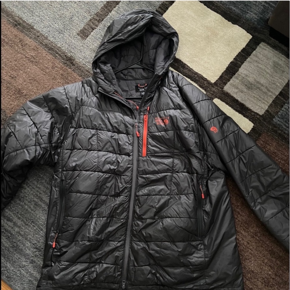 Mountain Hardwear men’s XL hooded jacket